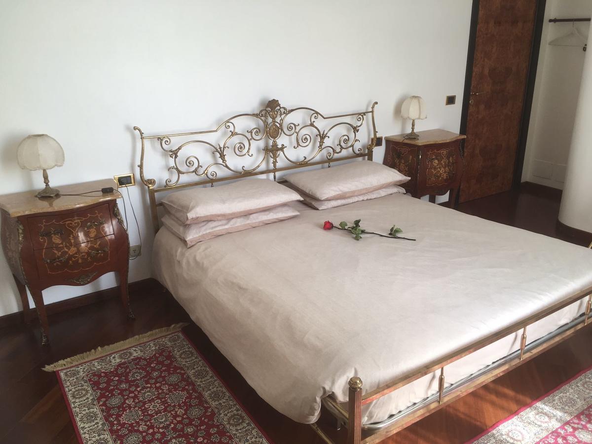 ليكو Villa Puccini Bed & Breakfast المظهر الخارجي الصورة